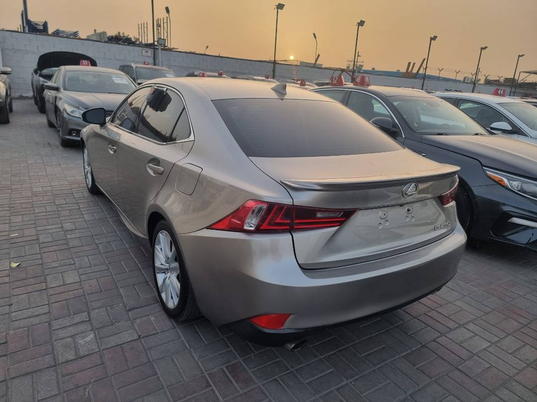 LEXUS IS 250 2015 - Marhaba Auction Used Cars - Image 4