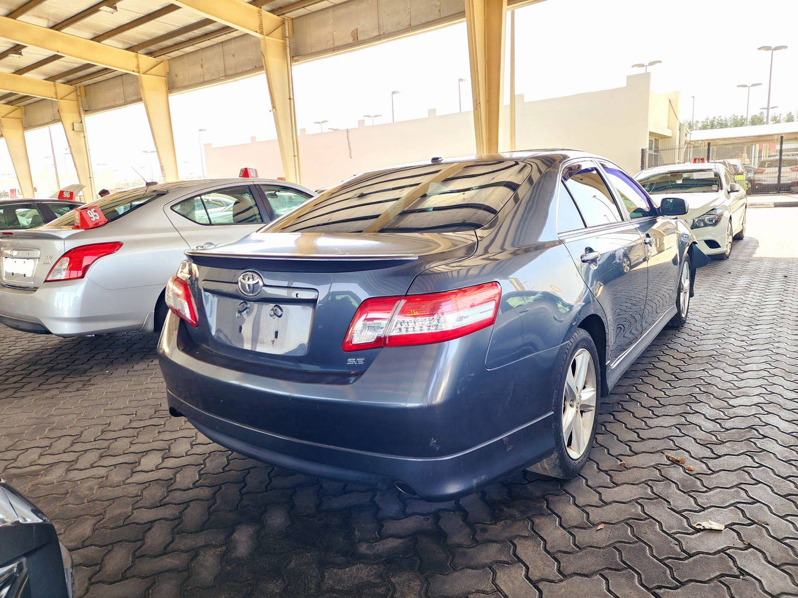 2010 TOYOTA CAMRY — 206963 Miles — Lot 83962804 — Souq - Marhaba Auctions Used Cars - Image 3