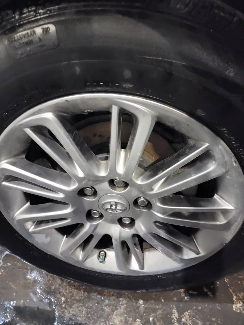 2019 TOYOTA RAV4 — 141609 Miles — Lot KW025777 — Main - Marhaba Auctions Used Cars - Image 6
