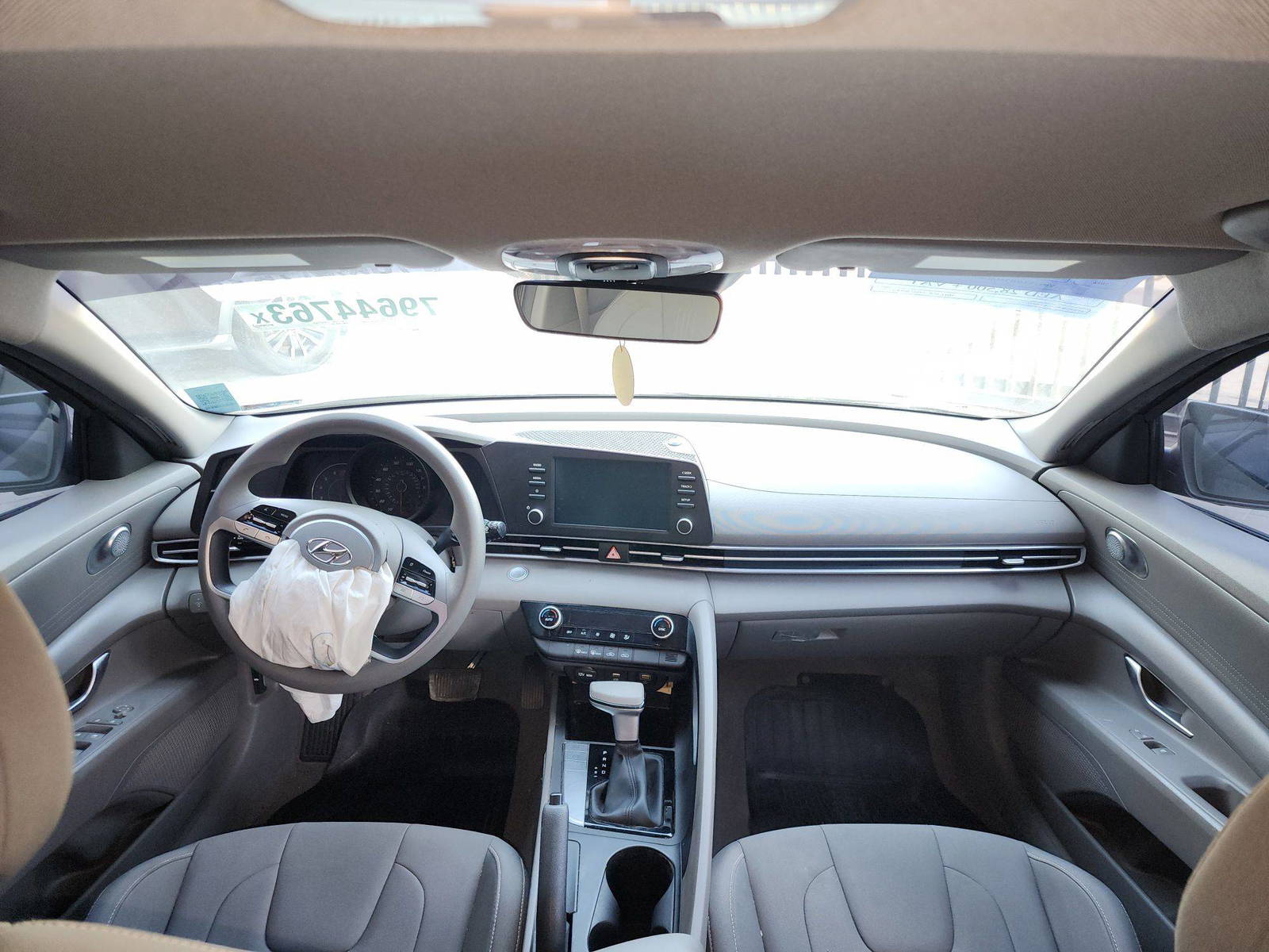 2022 HYUNDAI ELANTRA — 24347 Miles — Lot 79644763 — Main - Marhaba Auctions Used Cars - Image 8