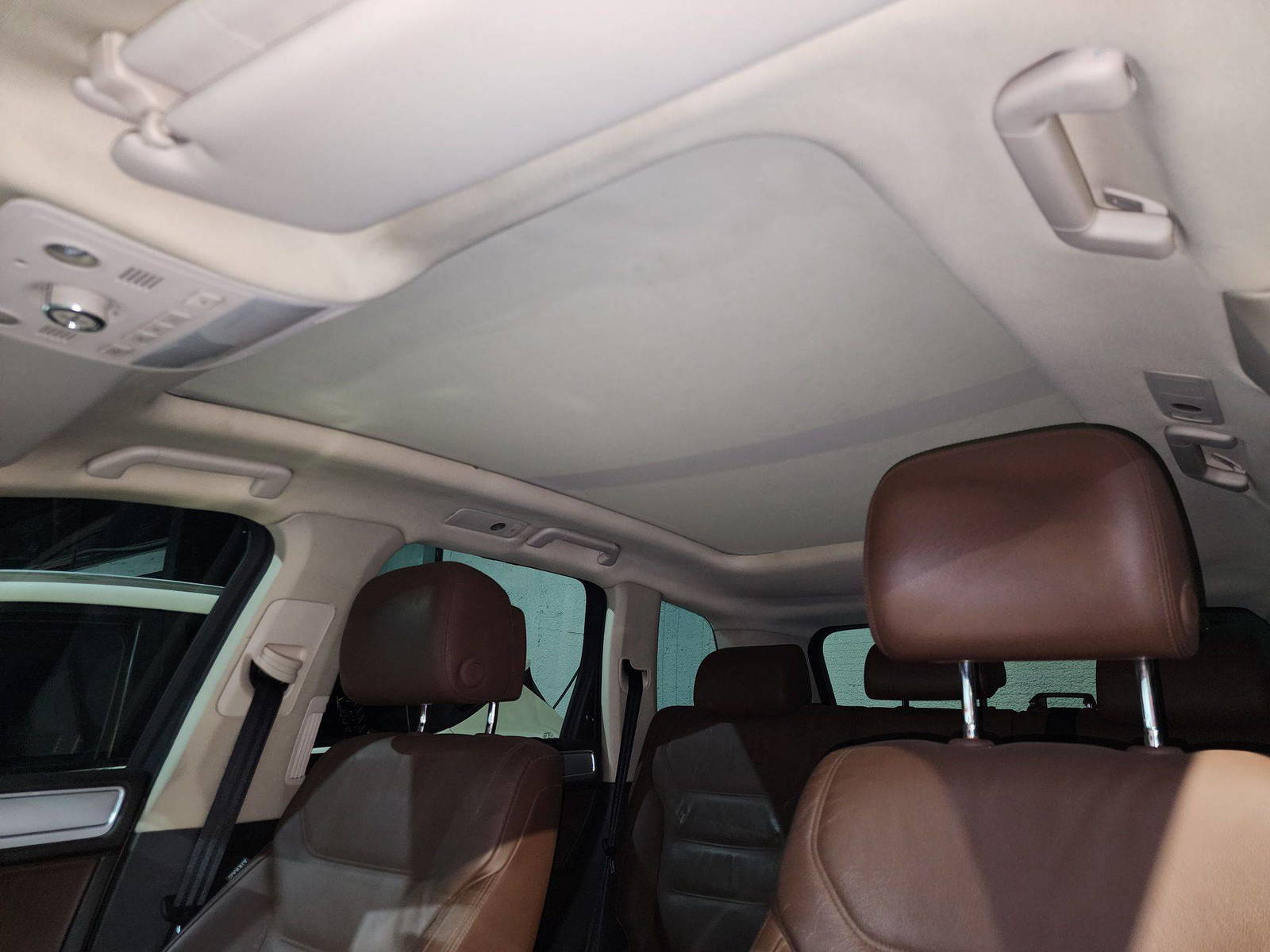 2012 VOLKSWAGEN TOUAREG V6 — 177105 KM — Lot CD021172 — Main - Marhaba Auctions Used Cars - Image 12