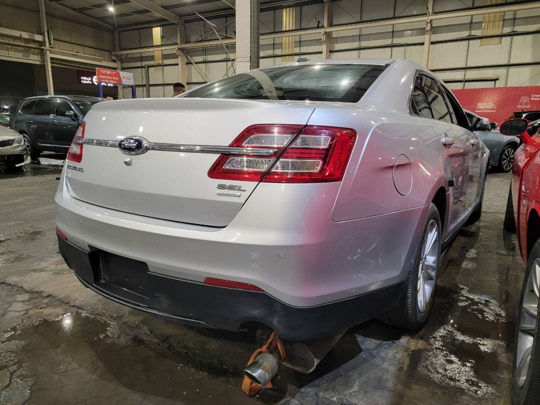 2013 FORD TAURUS — 124119 KM — Lot 7DG149249 — Main - Marhaba Auctions Used Cars - Image 3