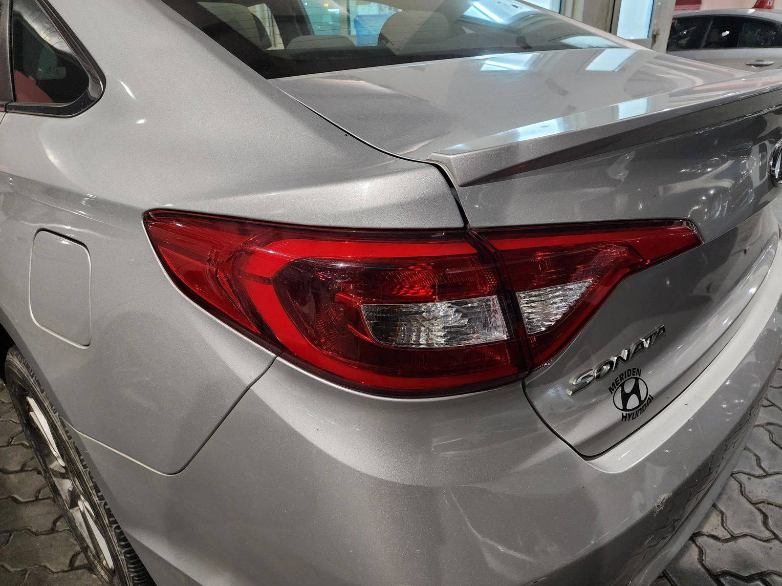 2016 HYUNDAI SONATA — 114908 Miles — Lot 40907084 — Souq - Marhaba Auctions Used Cars - Image 9