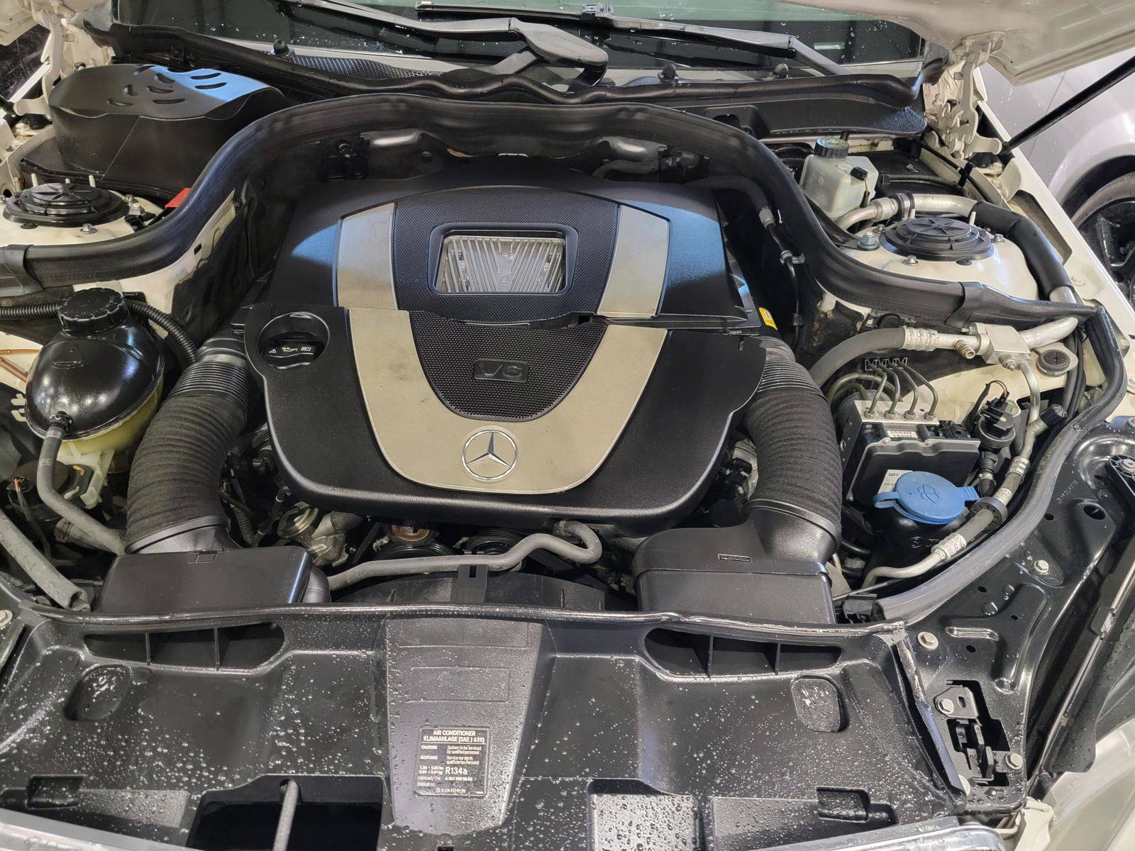 MERCEDES BENZ E 350 2011 - Marhaba Auction Used Cars - Image 11