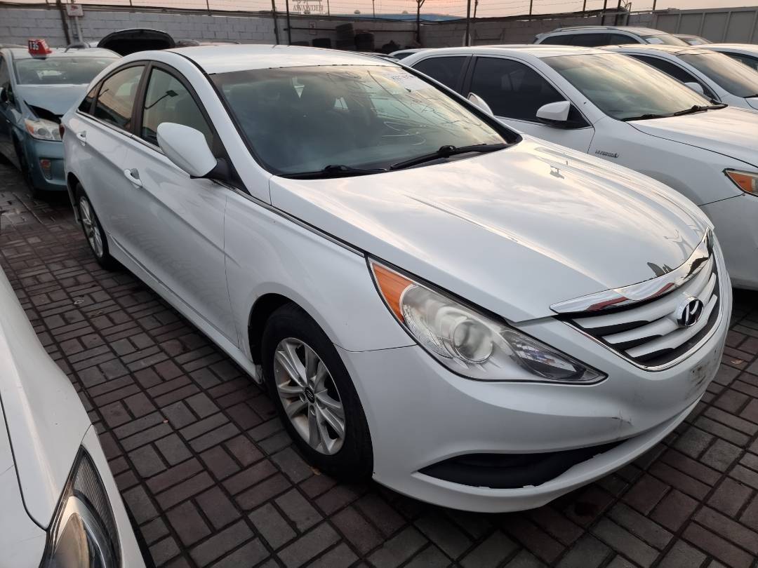 2014 HYUNDAI SONATA — 178849 Miles — Lot 864820 — Ind. 12 - Marhaba Auctions Used Cars - Image 3