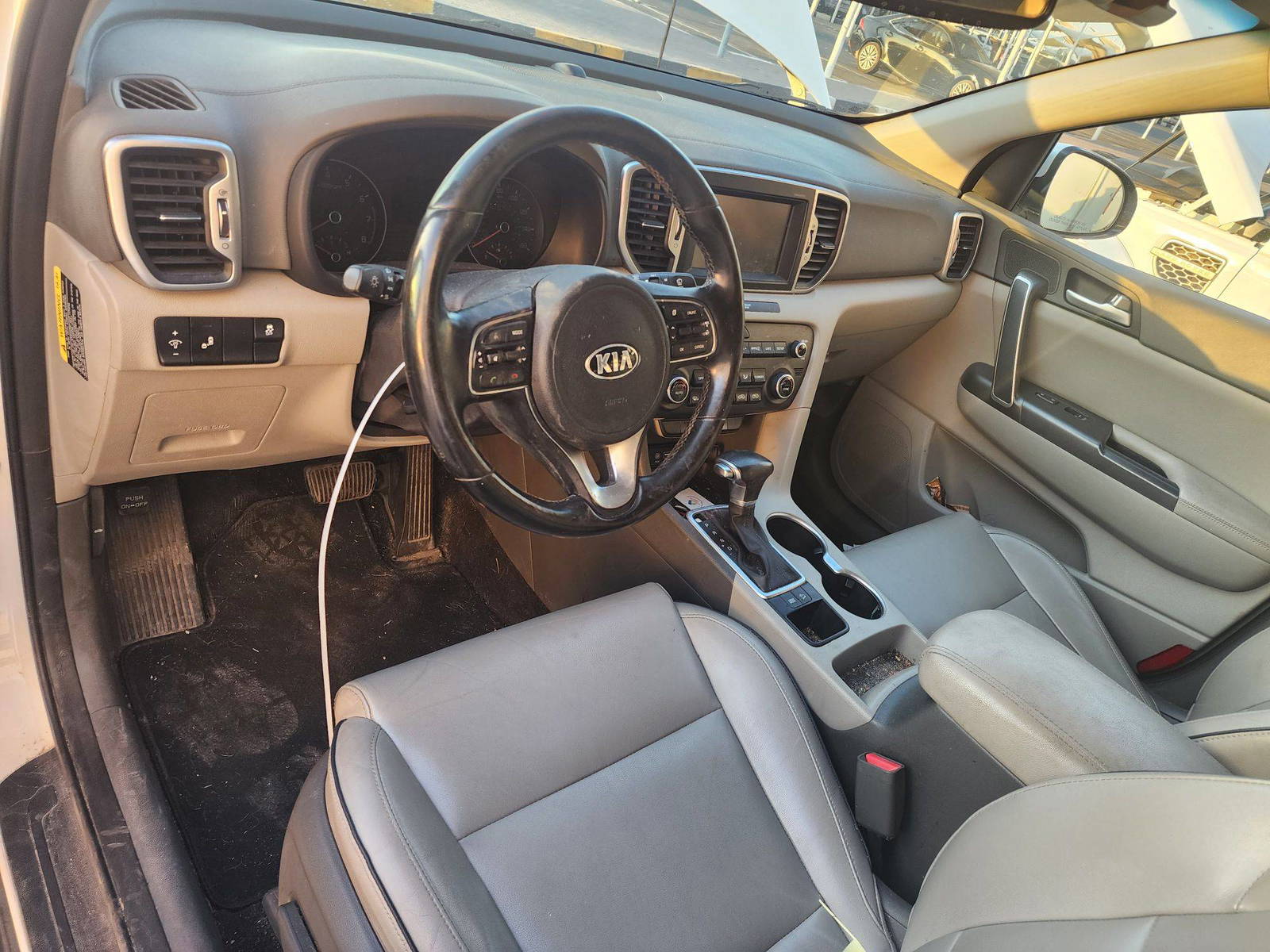 2017 KIA SPORTAGE — 146116 Miles — Lot 70548803 - Marhaba Auctions Used Cars - Image 4
