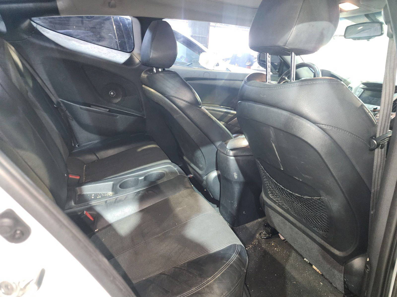 2013 HYUNDAI VELOSTER — 145948 Miles — Lot 43182318 — Al Quoz - Marhaba Auctions Used Cars - Image 11