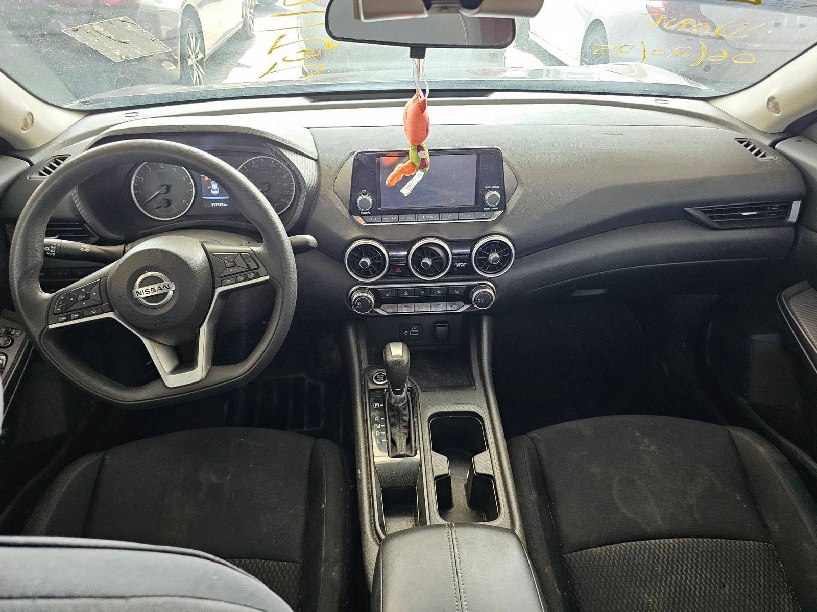 2021 NISSAN SENTRA — 117556 KM — Lot 20211530 — Souq - Marhaba Auctions Used Cars - Image 7