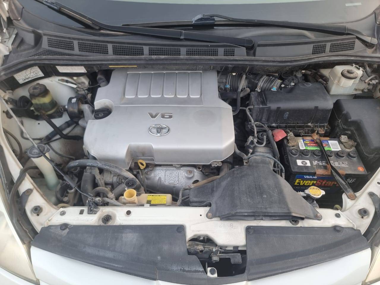 2010 TOYOTA SIENNA — 174094 Miles — Lot 32033 — Ind. 12 - Marhaba Auctions Used Cars - Image 9