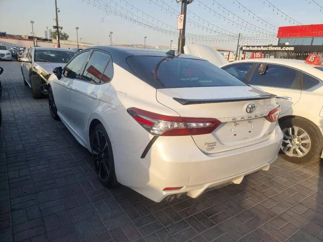 TOYOTA CAMRY