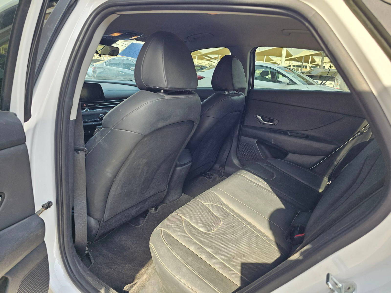 2021 HYUNDAI AVANTE — 150158 KM — Lot EMU004078 — Souq - Marhaba Auctions Used Cars - Image 6