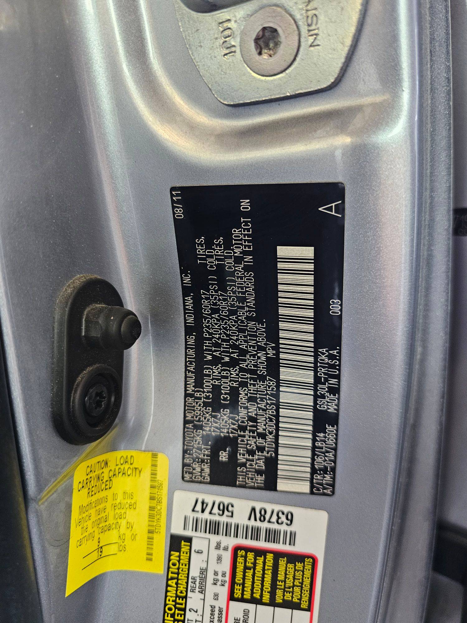 2011 TOYOTA SIENNA — 178414 Miles — Lot 81879155 — Souq - Marhaba Auctions Used Cars - Image 11