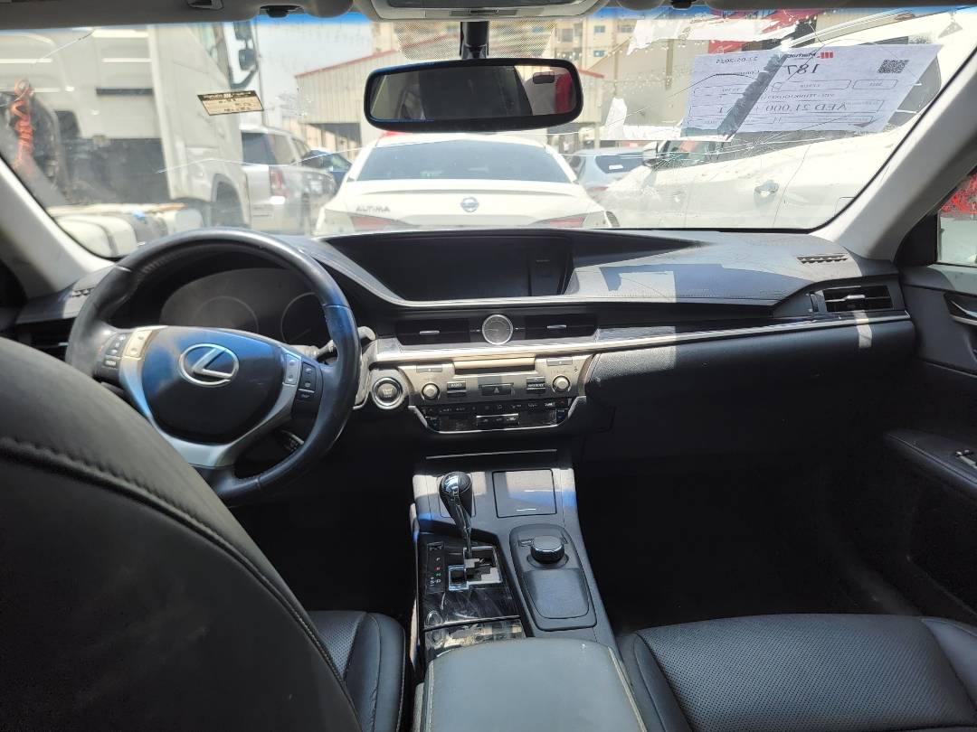 2015 LEXUS ES 350 — 180581 Miles — Lot GXF2155047 — Main - Marhaba Auctions Used Cars - Image 8