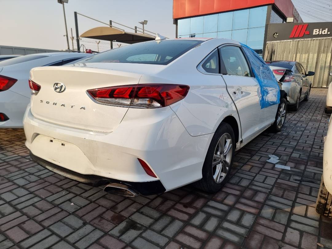 HYUNDAI SONATA 2018 - Marhaba Auction Used Cars - Image 4
