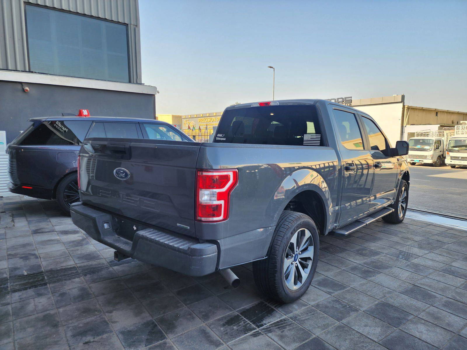 2020 FORD F150 — 68286 KM — Lot 28877 — Al Quoz - Marhaba Auctions Used Cars - Image 5
