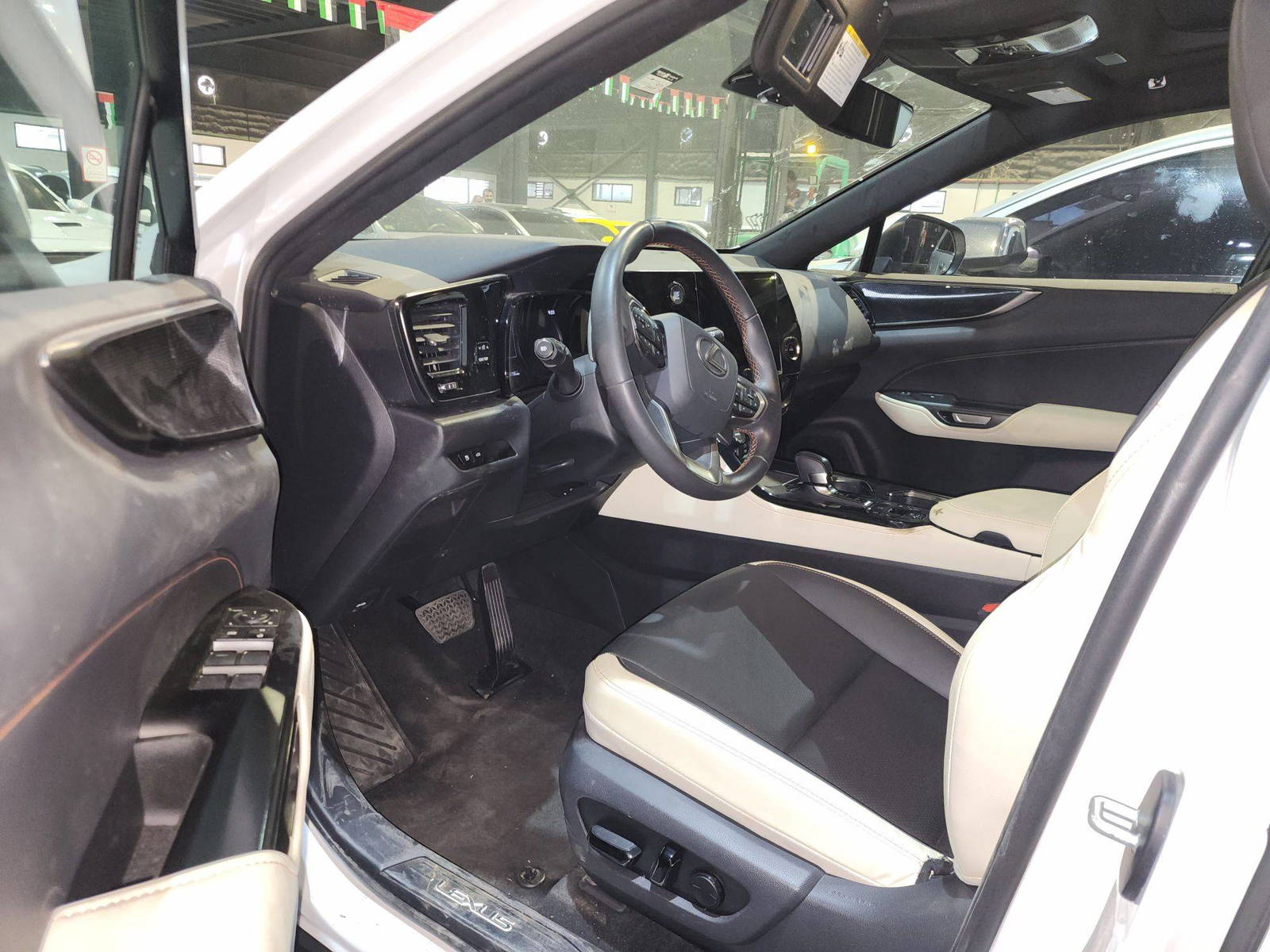 LEXUS NX 350 2022 - Marhaba Auction Used Cars - Image 8