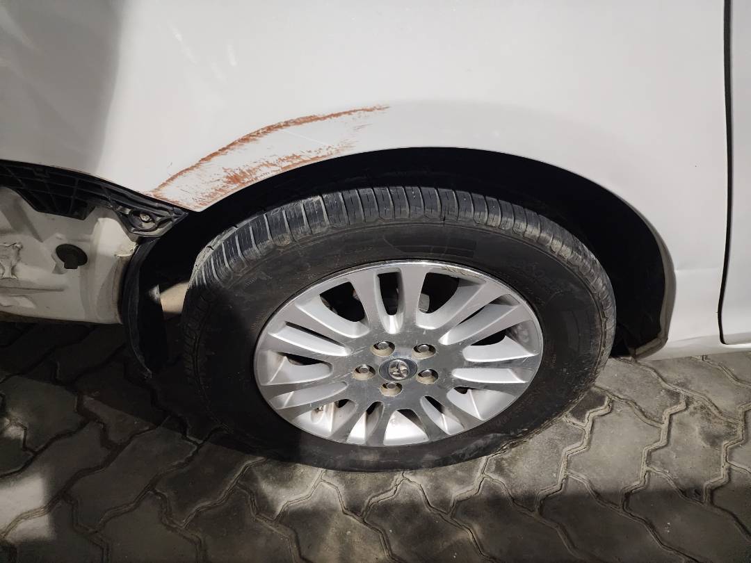 2008 TOYOTA SIENNA — 235393 Miles — Lot 78977243 - Marhaba Auctions Used Cars - Image 9