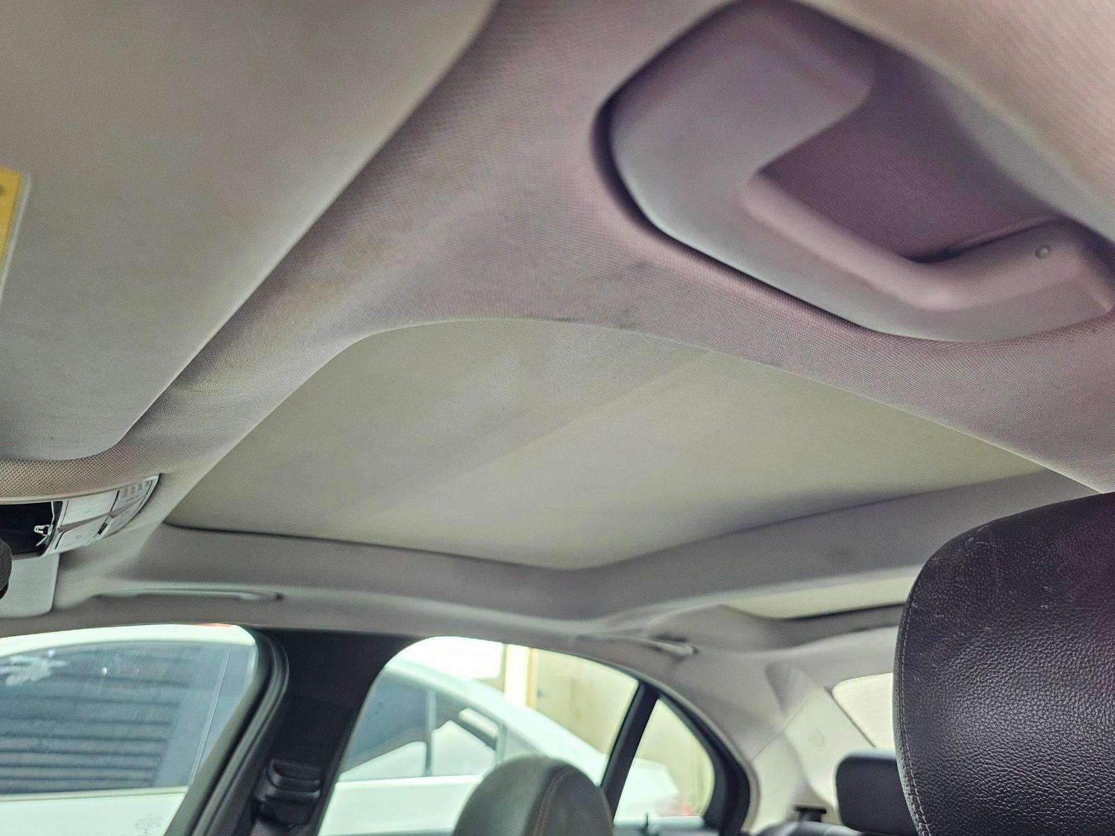 MERCEDES BENZ C300 2015 - Marhaba Auction Used Cars - Image 8