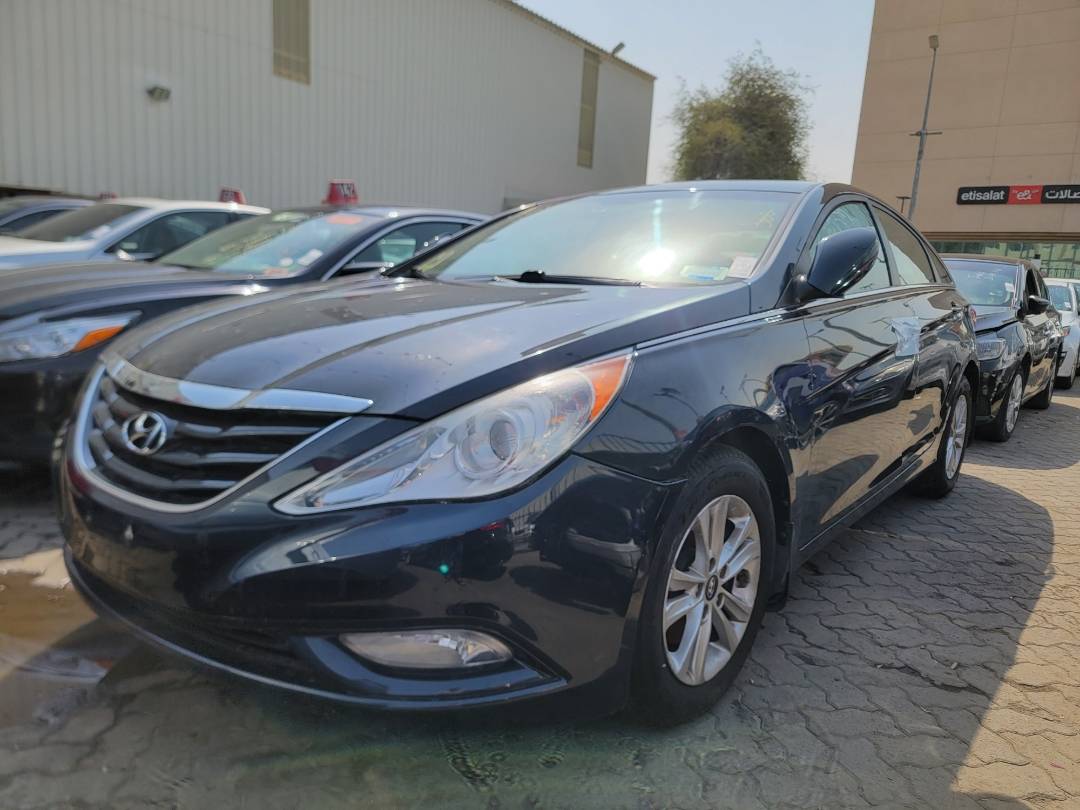 2013 HYUNDAI SONATA — 113500 Miles — Lot 37984630 — Main - Marhaba Auctions Used Cars - Image 5