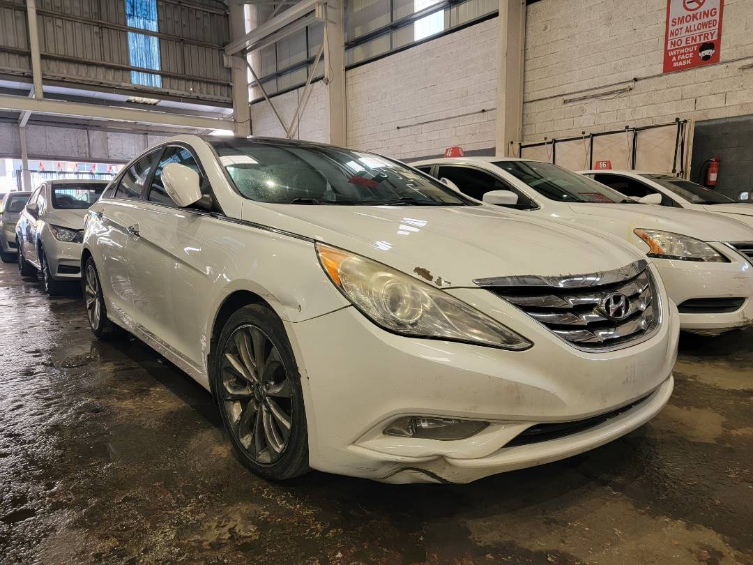 2012 HYUNDAI SONATA — 180075 Miles — Lot 433516 — Main - Marhaba Auctions Used Cars - Image 4