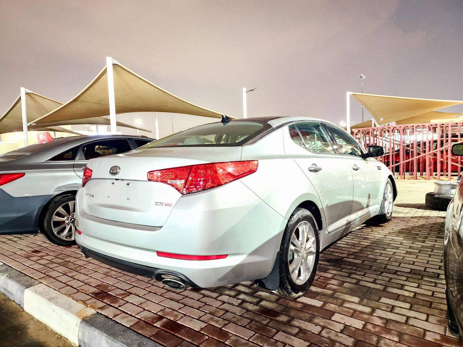 2012 KIA OPTIMA — 250761 Miles — Lot 40349933 — Souq - Marhaba Auctions Used Cars - Image 3