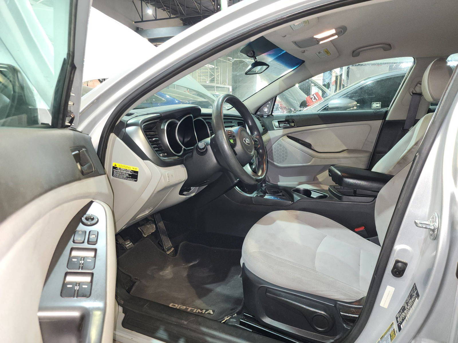 2015 KIA OPTIMA — 187270 Miles — Lot 57610 — Al Quoz - Marhaba Auctions Used Cars - Image 9