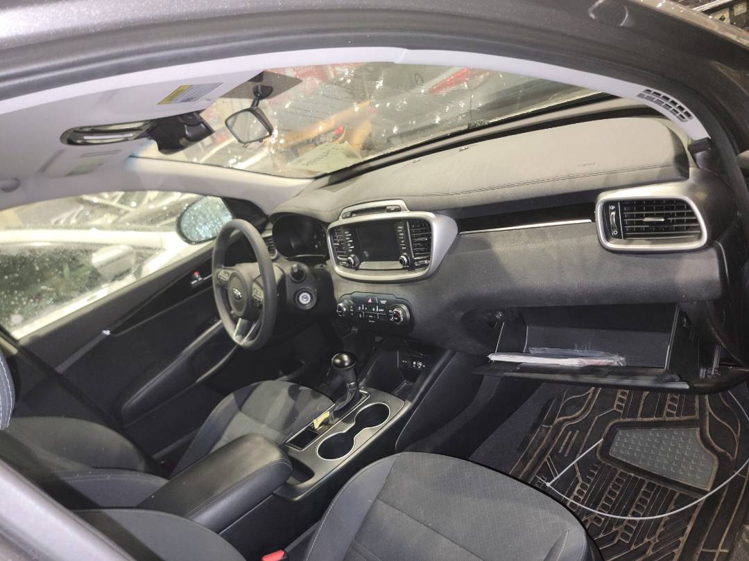2018 KIA SORENTO — 107599 Miles — Lot 37544605 - Marhaba Auctions Used Cars - Image 6