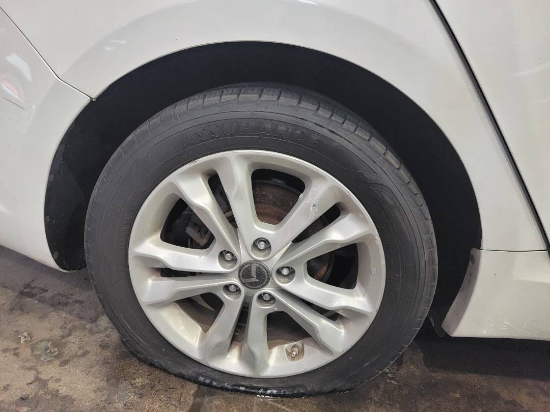 2012 KIA OPTIMA — 82991 Miles — Lot 40619284 — Main - Marhaba Auctions Used Cars - Image 10
