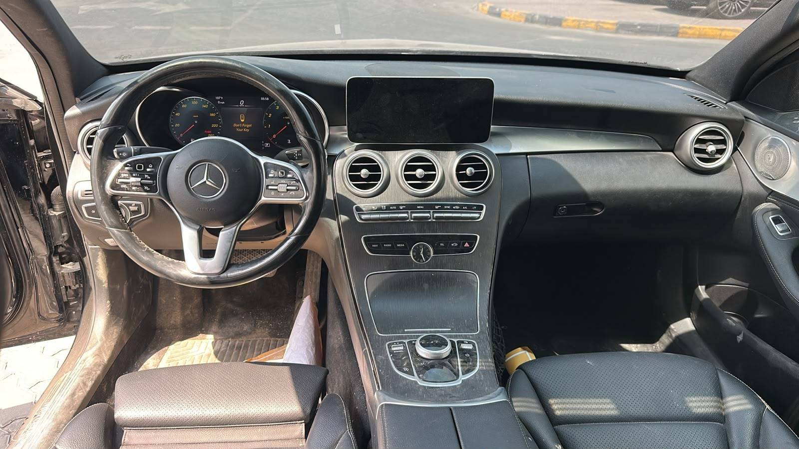 2021 MERCEDES BENZ C300 — Lot 7MR648556 — Souq - Marhaba Auctions Used Cars - Image 7