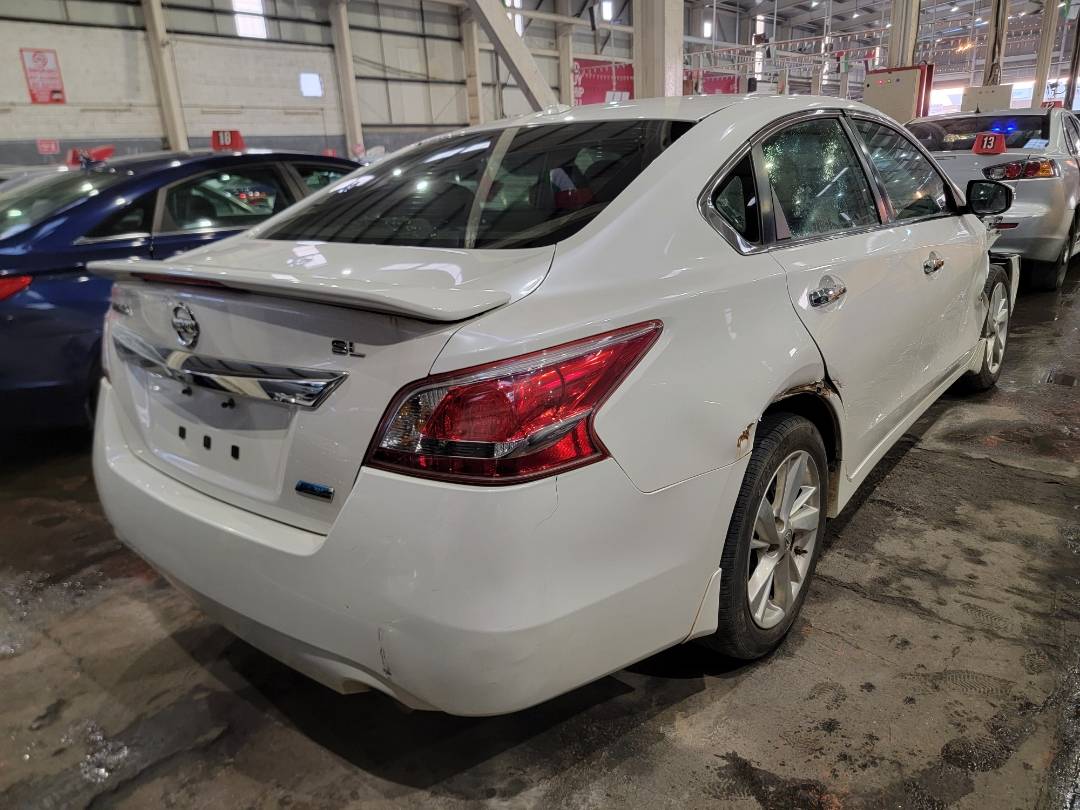 2013 NISSAN ALTIMA — 233985 Miles — Lot 58605653 - Marhaba Auctions Used Cars - Image 4