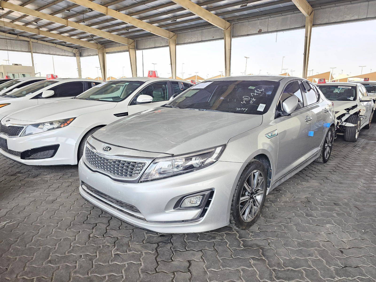 2014 KIA K5 — 299107 KM — Lot 62541 — Main - Marhaba Auctions Used Cars - Image 5
