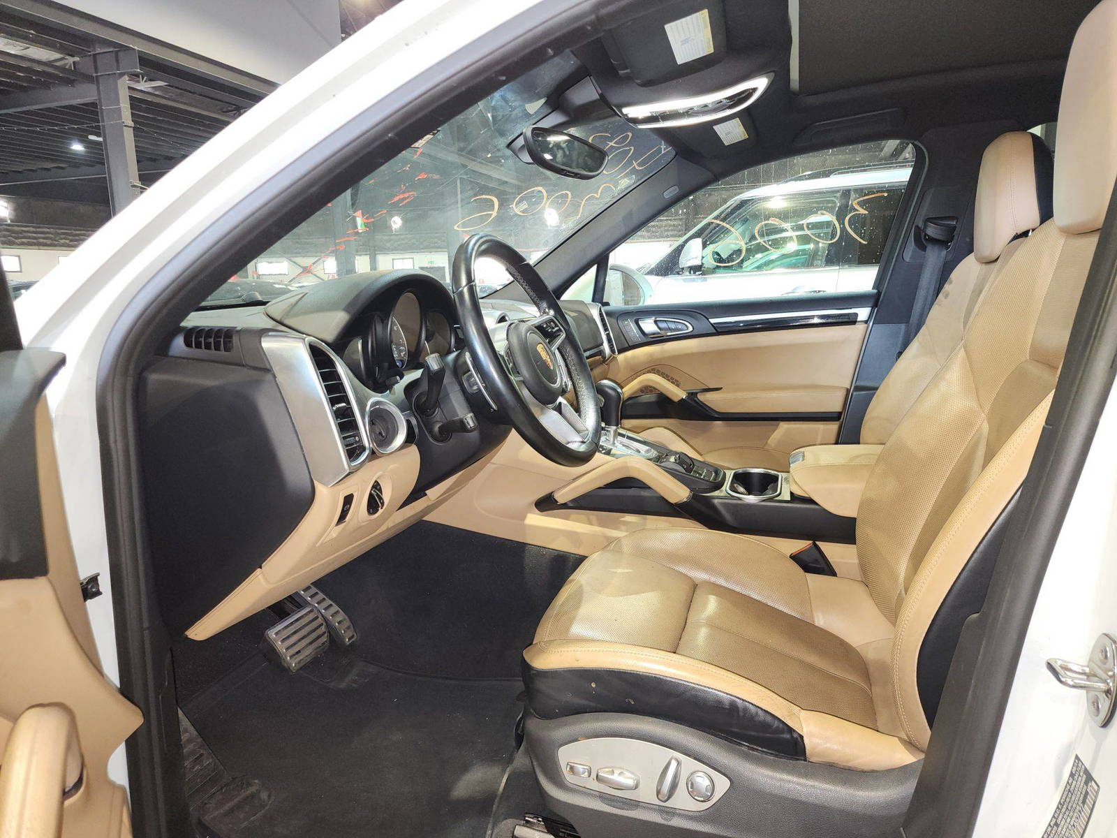 2015 PORSCHE Cayenne — 92369 Miles — Lot 40933006 — Main - Marhaba Auctions Used Cars - Image 9