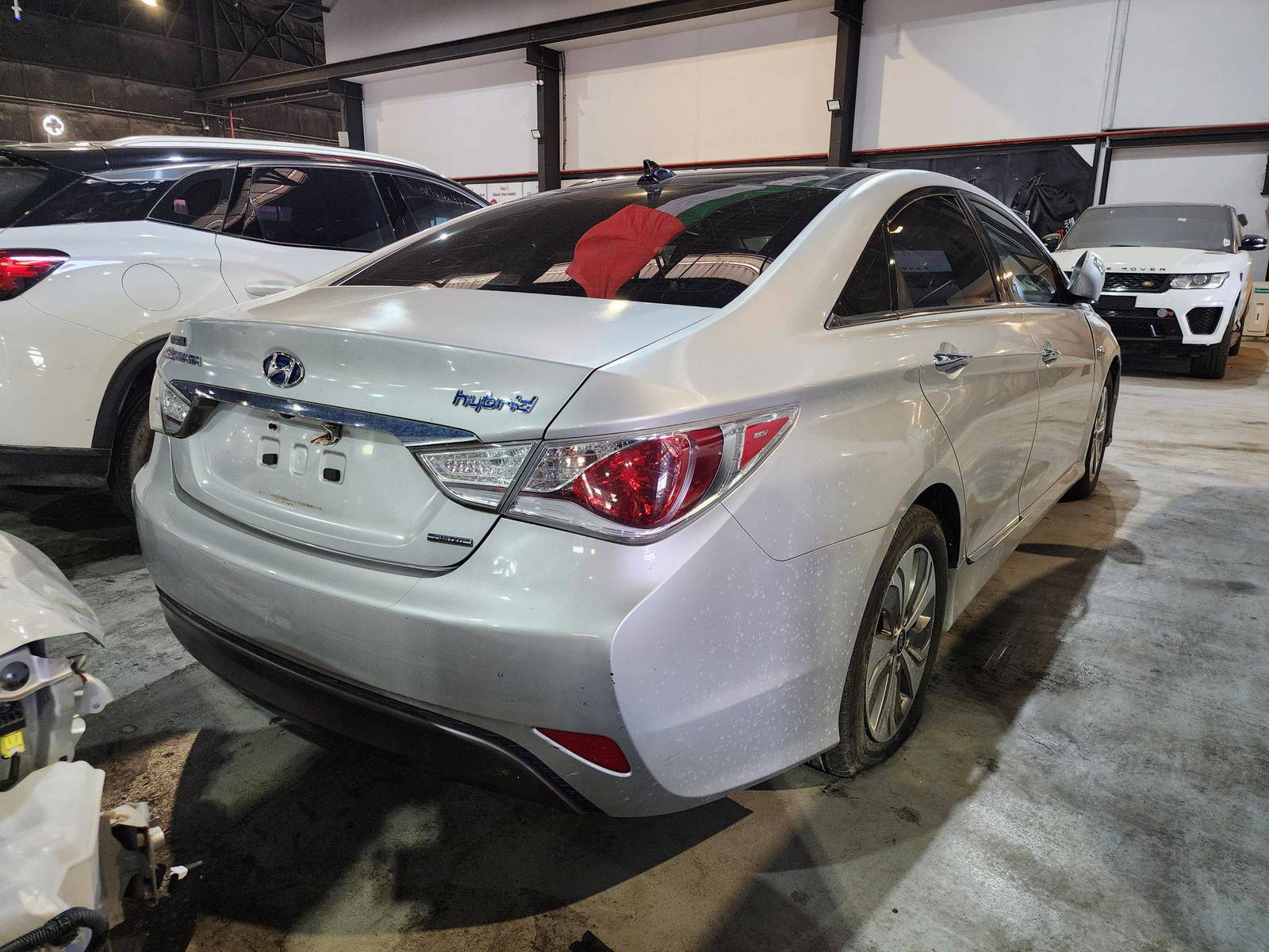 2015 HYUNDAI SONATA — 157144 Miles — Lot 124540 — Al Quoz - Marhaba Auctions Used Cars - Image 5