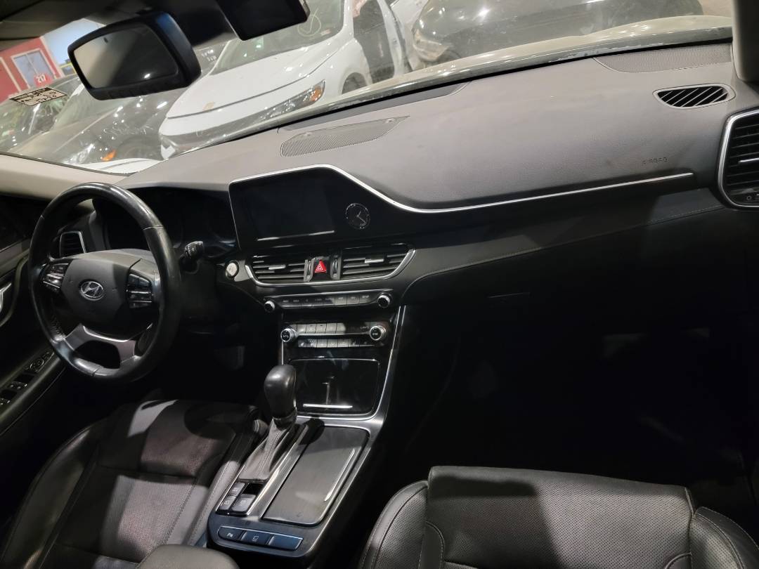 2019 HYUNDAI GRANDEUR — 51230 KM — Lot 240046 - Marhaba Auctions Used Cars - Image 6