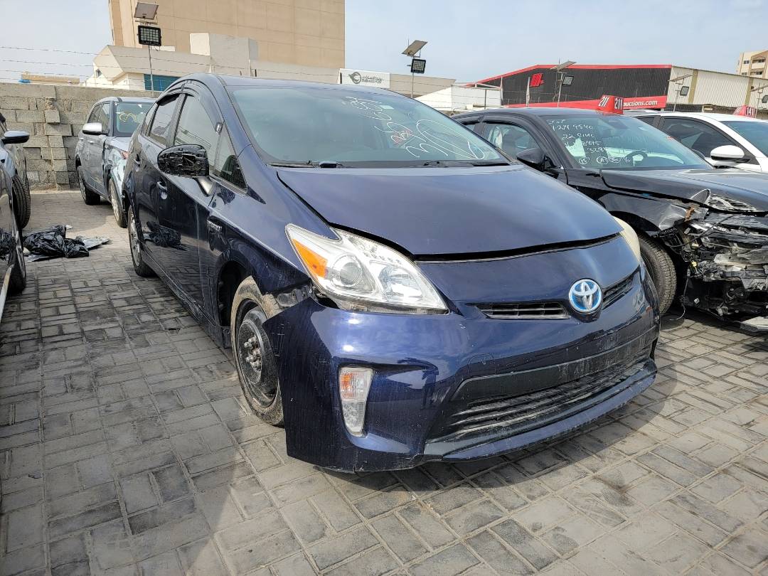 2012 TOYOTA PRIUS — 337585 Miles — Lot 0C0335689 — Main - Marhaba Auctions Used Cars - Image 3