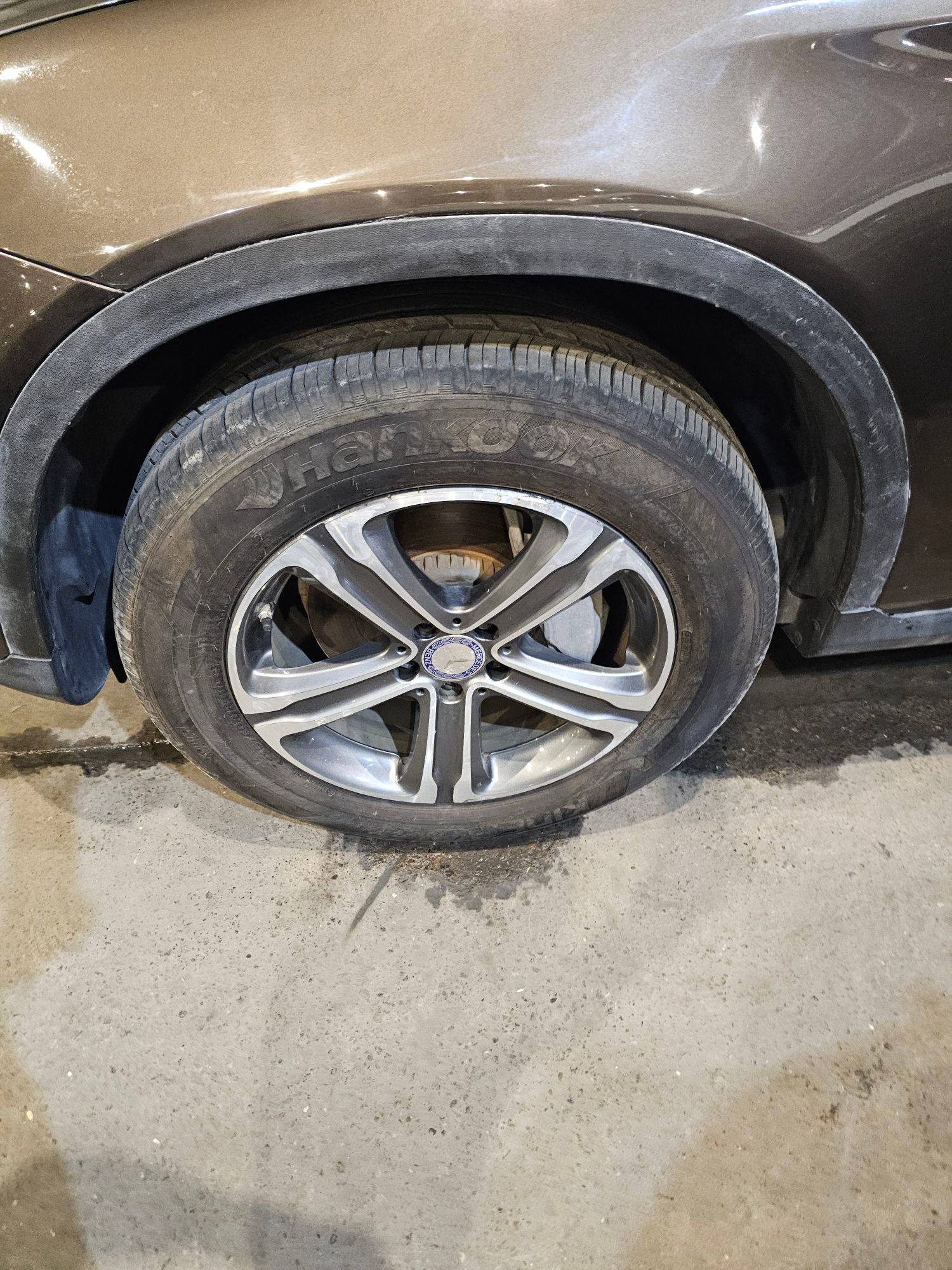 MERCEDES BENZ GLC-300 2017 - Marhaba Auction Used Cars - Image 6