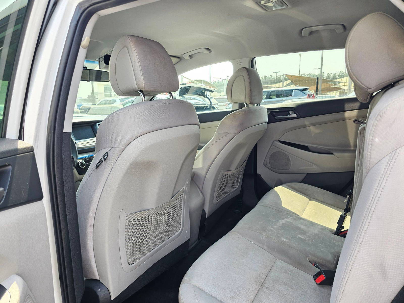 2018 HYUNDAI TUCSON — 107319 Miles — Lot A48JU653311 — Souq - Marhaba Auctions Used Cars - Image 6