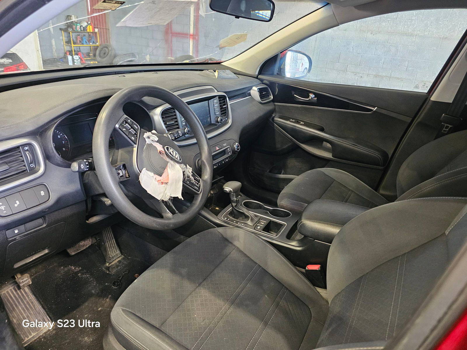 KIA SORENTO 2019 - Marhaba Auction Used Cars - Image 8