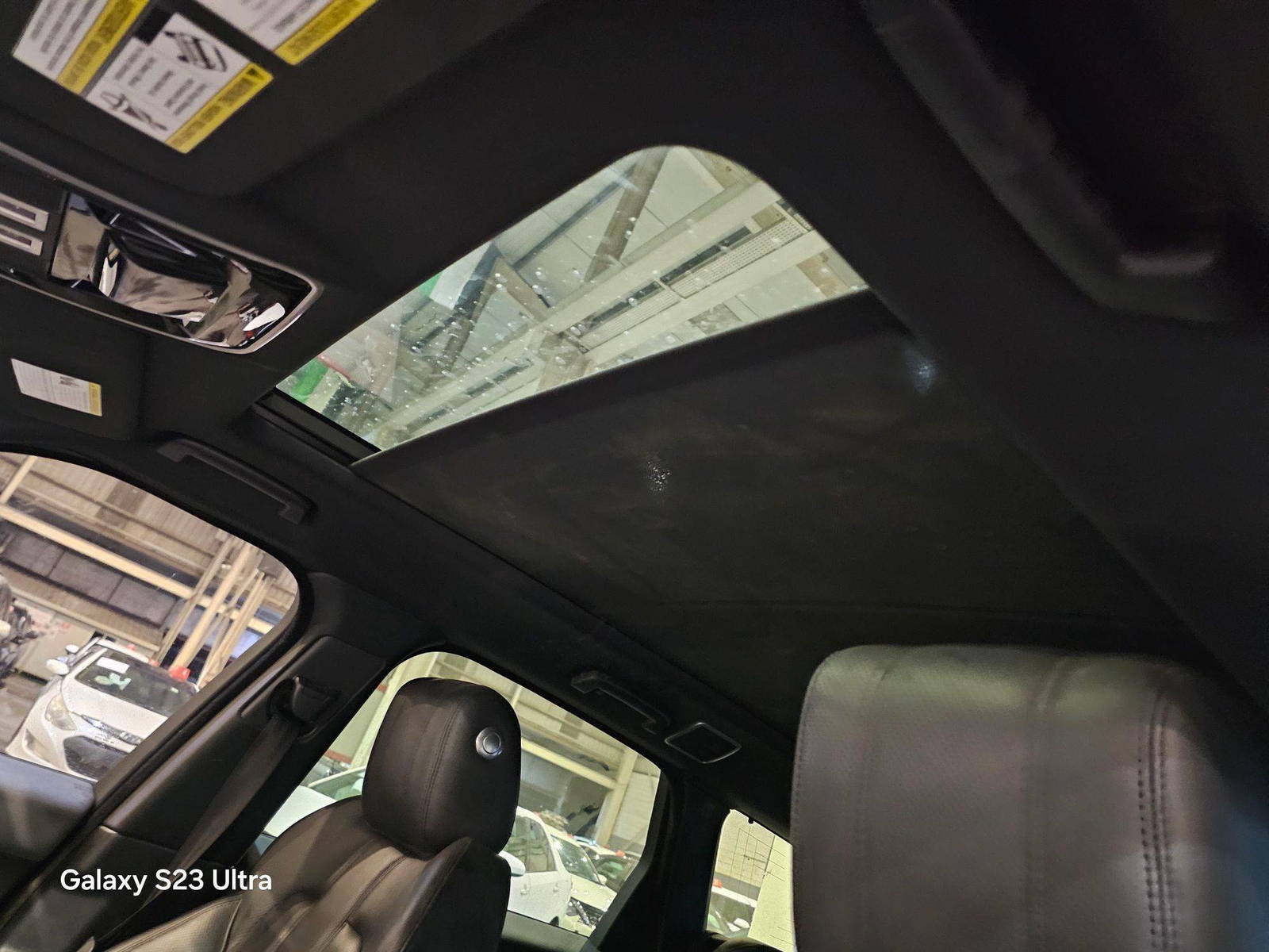 LAND ROVER RANGE ROVER SPORT 2015 - Marhaba Auction Used Cars - Image 12