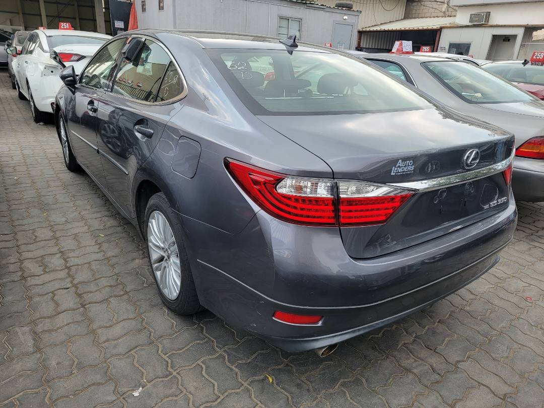 2013 LEXUS ES 350 — 188143 Miles — Lot 080485 — Main - Marhaba Auctions Used Cars - Image 3