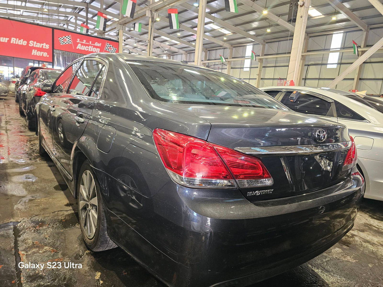2011 TOYOTA AVALON — 145011 Miles — Lot 91926895 — Main - Marhaba Auctions Used Cars - Image 4