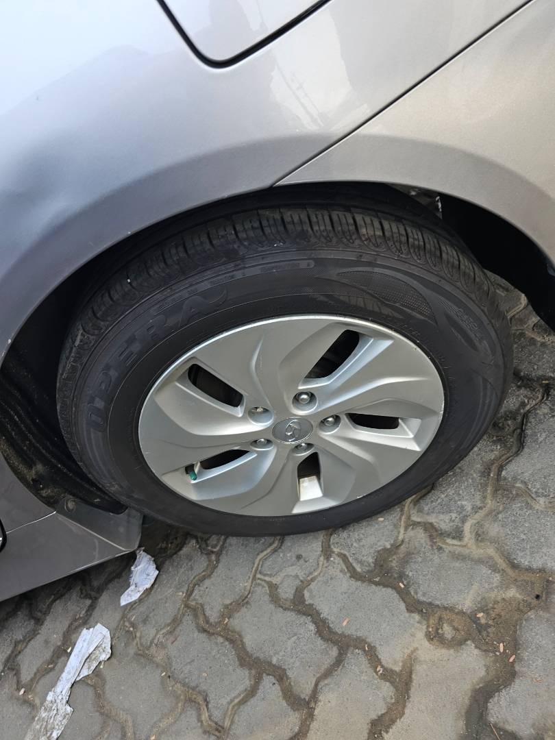 2014 HYUNDAI SONATA — 263901 KM — Lot 092903 — Souq - Marhaba Auctions Used Cars - Image 6