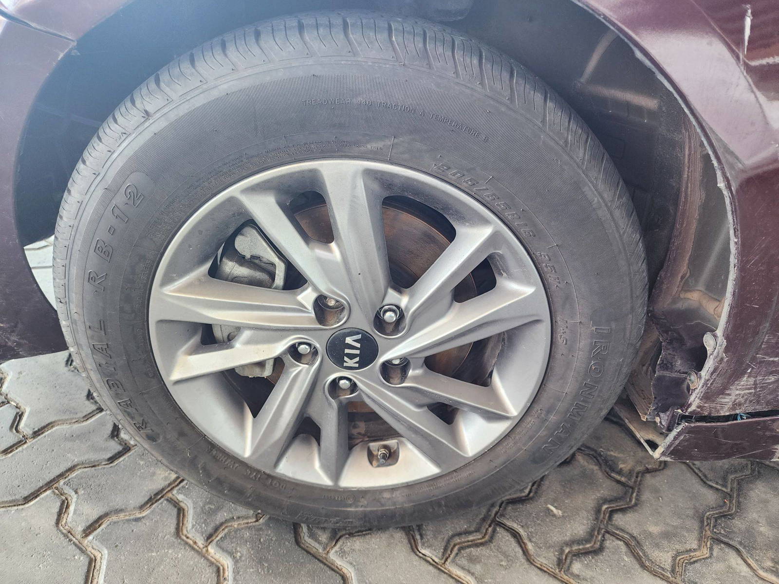 2019 KIA OPTIMA — 73007 Miles — Lot KG324067 - Marhaba Auctions Used Cars - Image 4