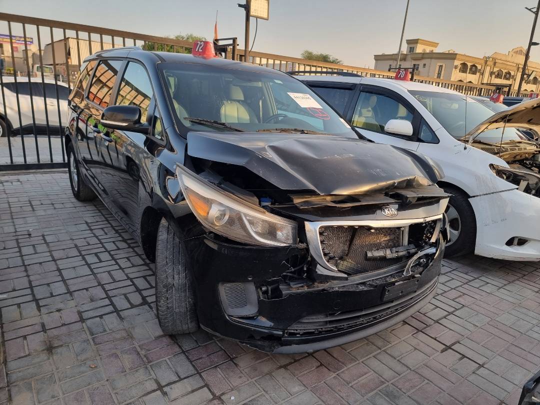 KIA SEDONA 2017 - Marhaba Auction Used Cars - Image 4