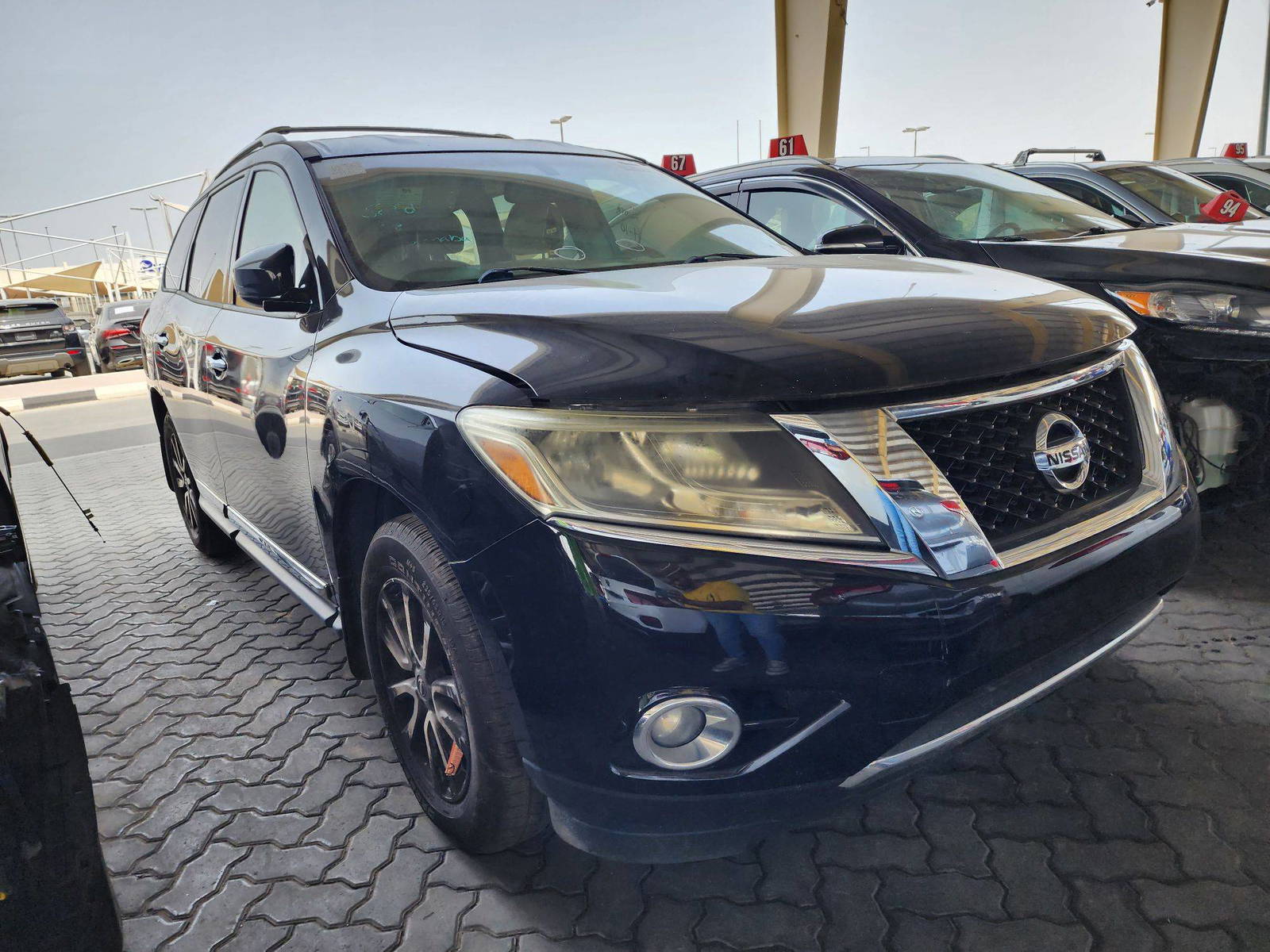 2013 NISSAN PATHFINDER — 181456 Miles — Lot 24348 — Souq - Marhaba Auctions Used Cars - Image 4