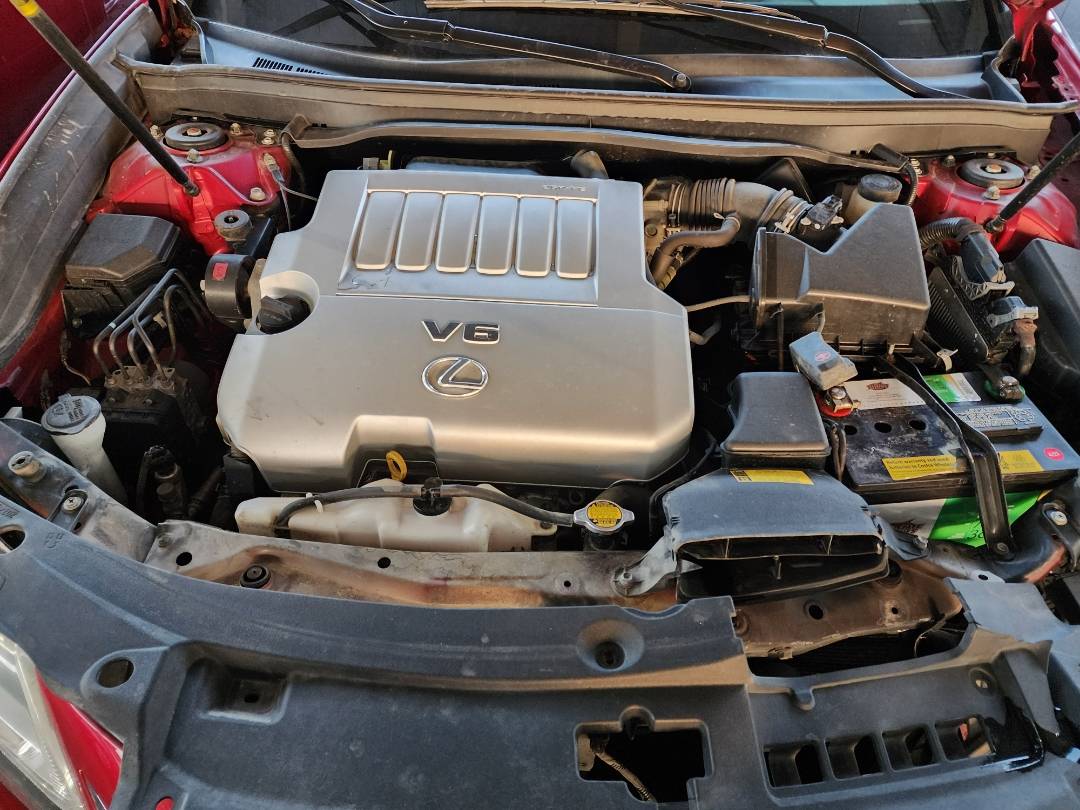 2014 LEXUS ES 350 — 118133 Miles — Lot E2124391 — Souq - Marhaba Auctions Used Cars - Image 3