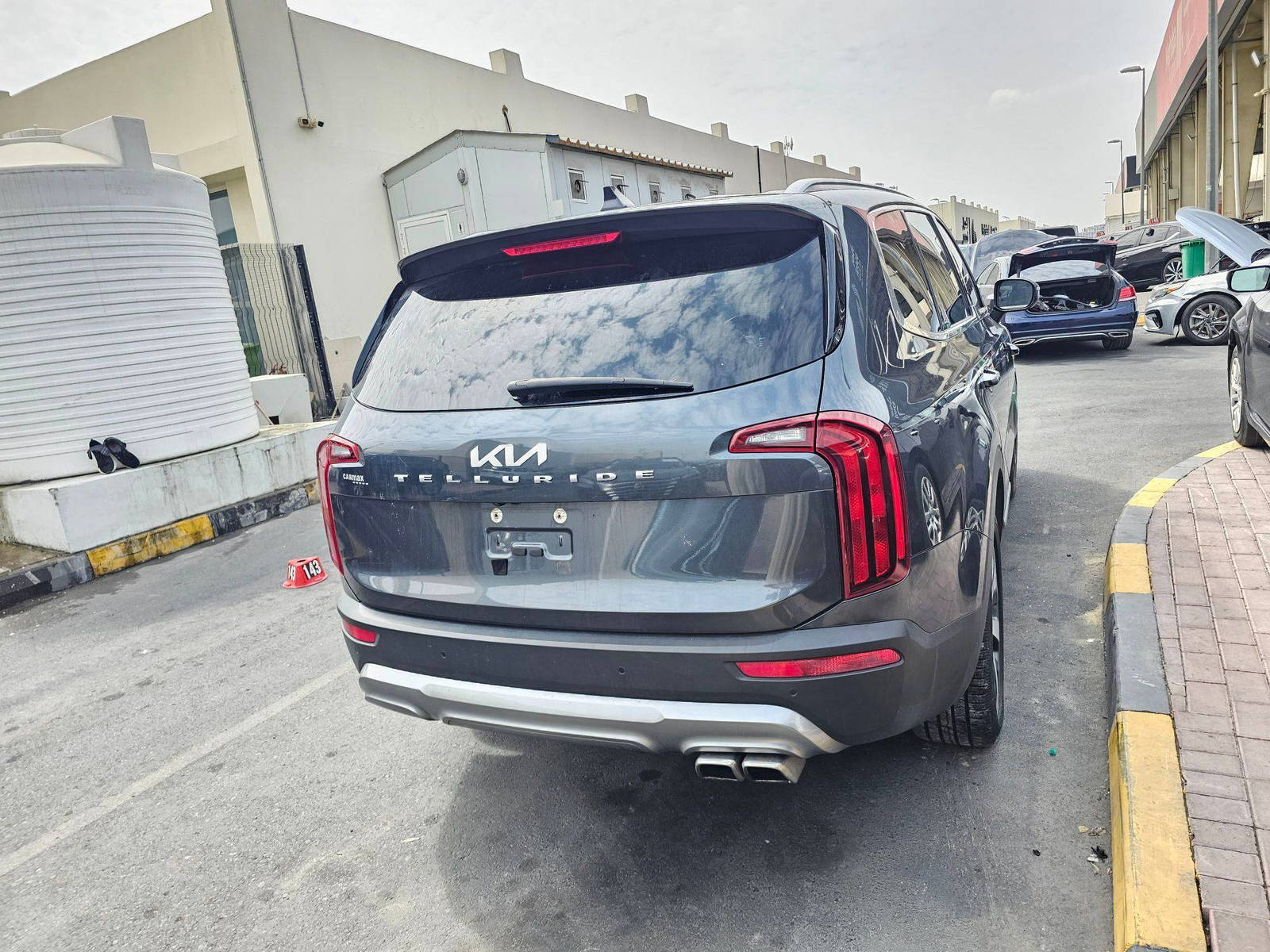 2022 KIA TELLURIDE — 56786 Miles — Lot G197214 — Souq - Marhaba Auctions Used Cars - Image 3