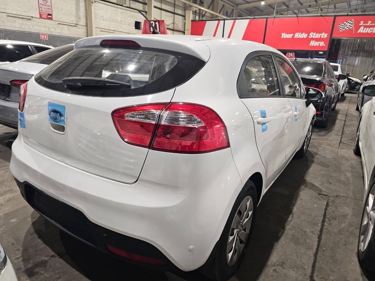 2013 KIA RIO — 187522 KM — Lot 28D6818756 — Main - Marhaba Auctions Used Cars - Image 6
