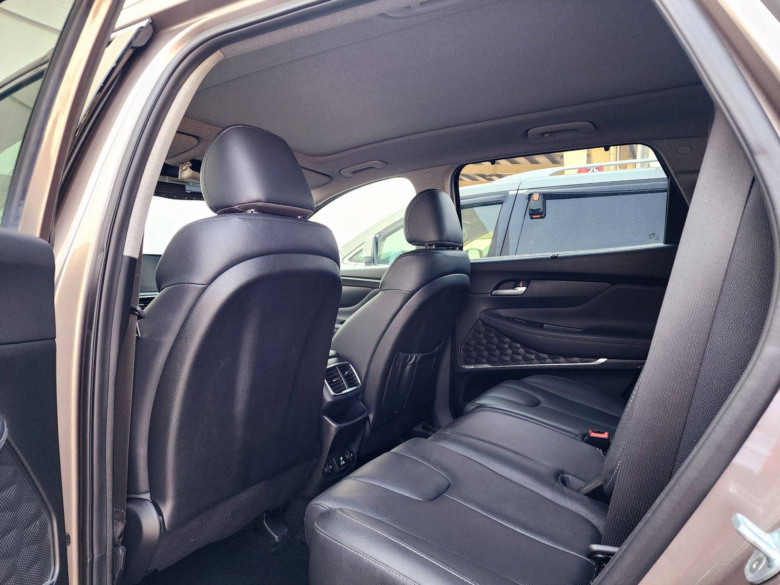 2019 HYUNDAI SANTA FE — 101214 Miles — Lot KH069066 — Main - Marhaba Auctions Used Cars - Image 6