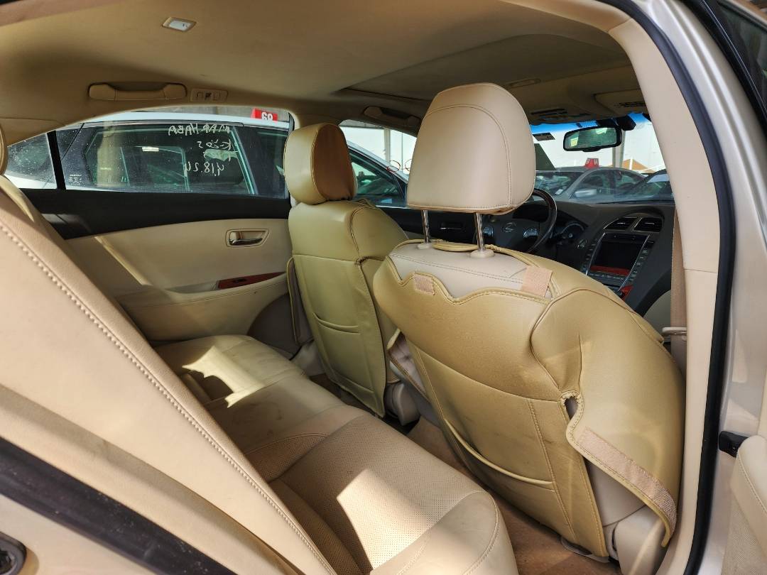 2011 LEXUS ES 350 — 247434 Miles — Lot 38940926 — Souq - Marhaba Auctions Used Cars - Image 5